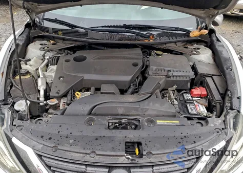 2017 Nissan Altima 2.5 из США, поврежденный, VIN 1N4AL3AP5HC145981